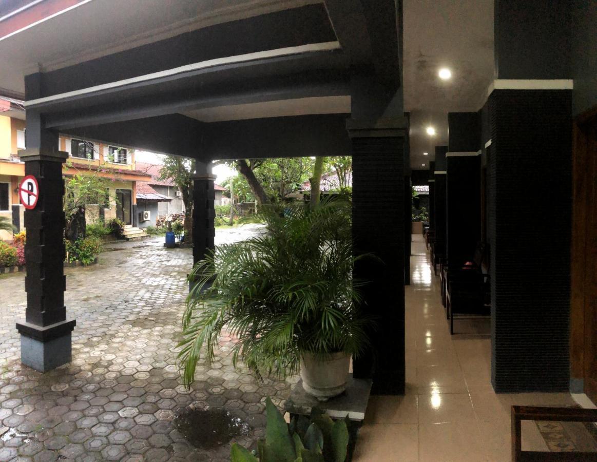Grafika Hotel Dan Resto Gombong  Eksteriør bilde